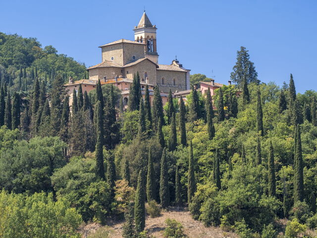 Ontdek Solomeo: Geschiedenis en moderniteit in een middeleeuws dorp