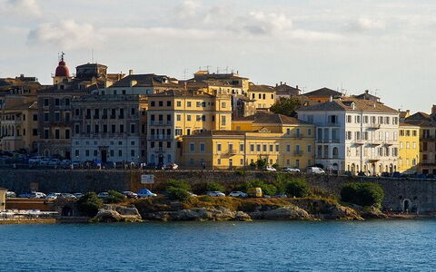 Corfu-Town: bezienswaardigheden voor een optimale rondleiding door de stad