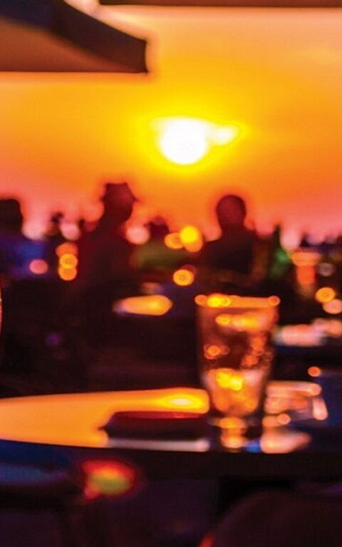 De beste zomerbestemmingen om uit te gaan in Italië