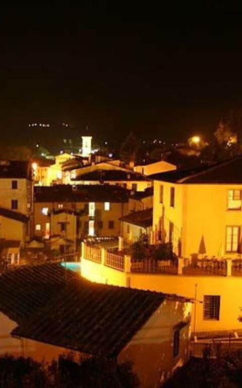 Palazzo a Greve: Keer bekeken