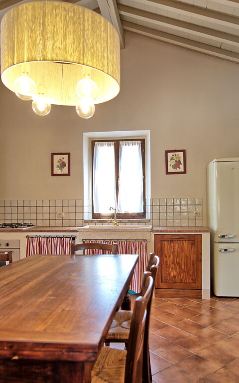 Cuccardino: Keuken, Lunchroom, Woonkamer