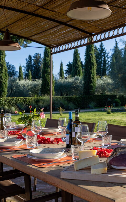 Villa Simone: Balkon / terras / patio, Buitenshuis