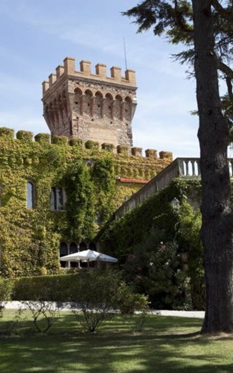 Castello Leopoldo: Buitenkanten, Tuin