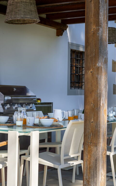 Villa Orchidea: Buitenshuis