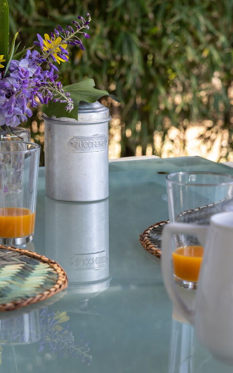 Villa Orchidea: Buitenshuis