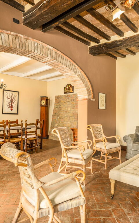 Villa Orchidea: Woonkamer