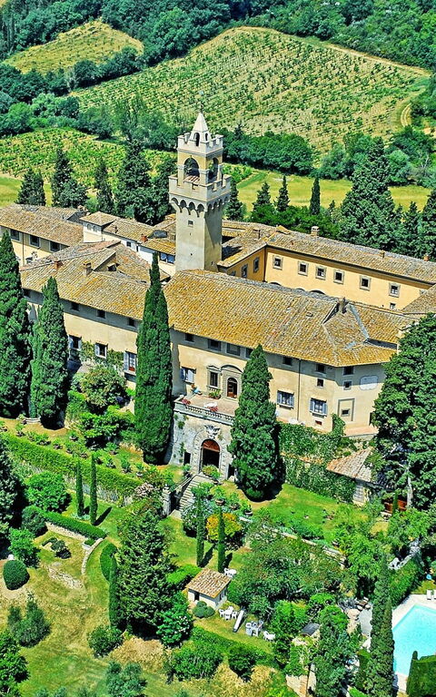 Montegufoni: Buitenkanten, Buitenshuis, Keer bekeken