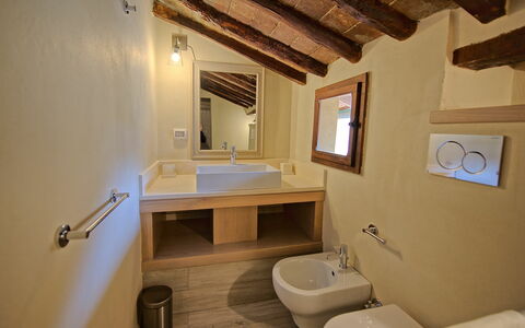 Accommodatie Montegufoni 11: Badkamer