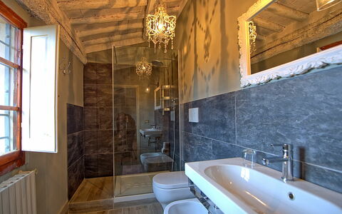 Accommodatie Acciaioli 14: Badkamer