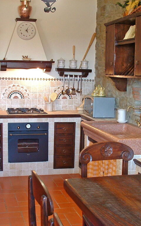 Casa Ivan: Keuken, Lunchroom, Woonkamer