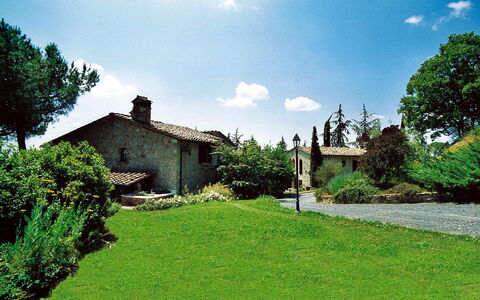 Accommodatie Cornocchio 1: Buitenkanten, Buitenshuis, Tuin