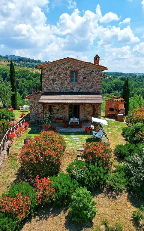 Castelmuzio: Buitenshuis