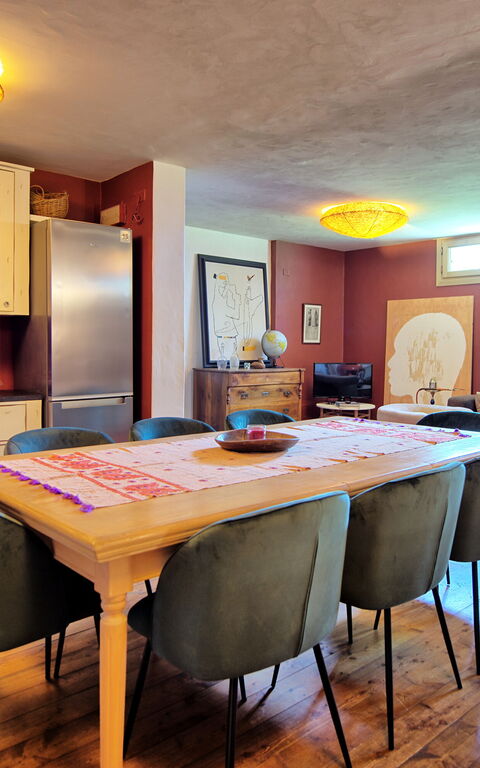 Villa Oliveta: Keuken, Lunchroom, Woonkamer