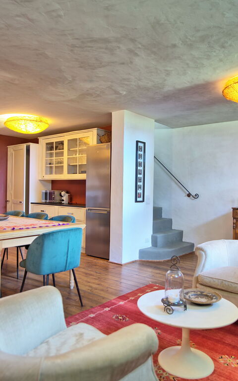 Villa Oliveta: Lunchroom, Woonkamer