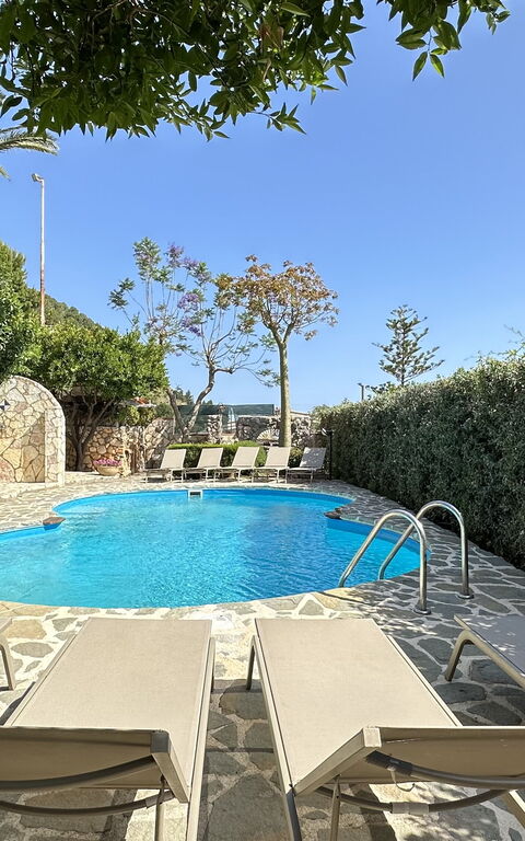 Castellammare: Buitenkanten, zwembad