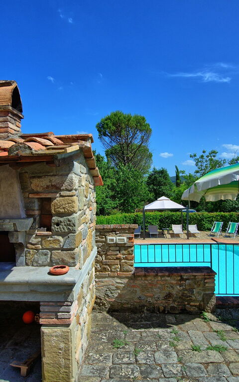 Casa Scopeti: Tuin, zwembad