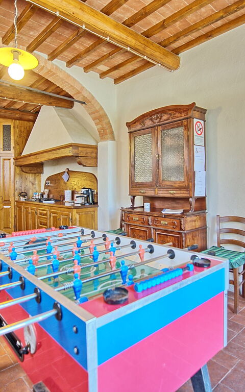 Casa Scopeti: Keuken, Lunchroom, Woonkamer