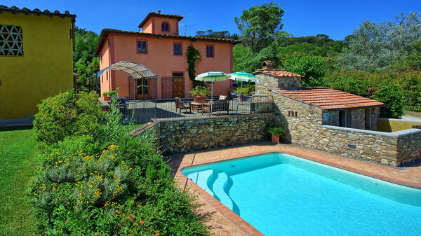 Casa Scopeti: Buitenkanten, Tuin, zwembad
