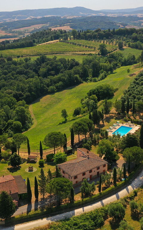 Montelopio: Keer bekeken, zwembad