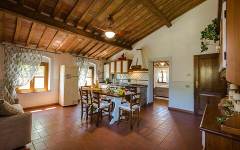 Accommodatie Montelopio 4: Keuken, Lunchroom, Woonkamer