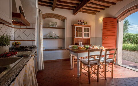 Accommodatie Montelopio 2: Keuken, Lunchroom, Woonkamer