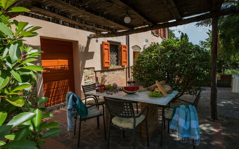 Accommodatie Montelopio 3: Buitenshuis