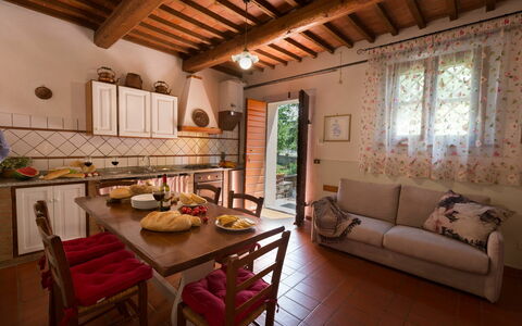 Accommodatie Montelopio 3: Keuken, Lunchroom, Woonkamer