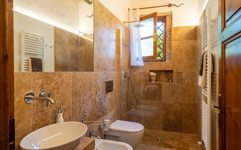 Accommodatie Montelopio 1: Badkamer