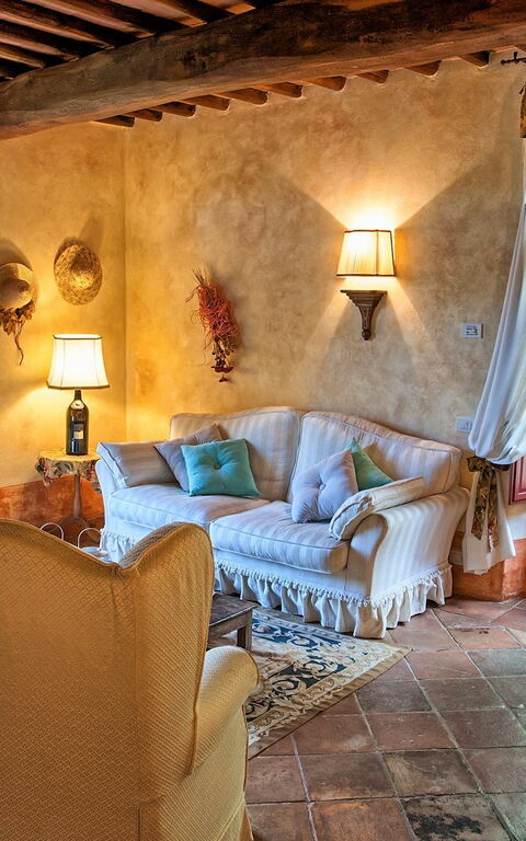 Villa Petrognano: Woonkamer