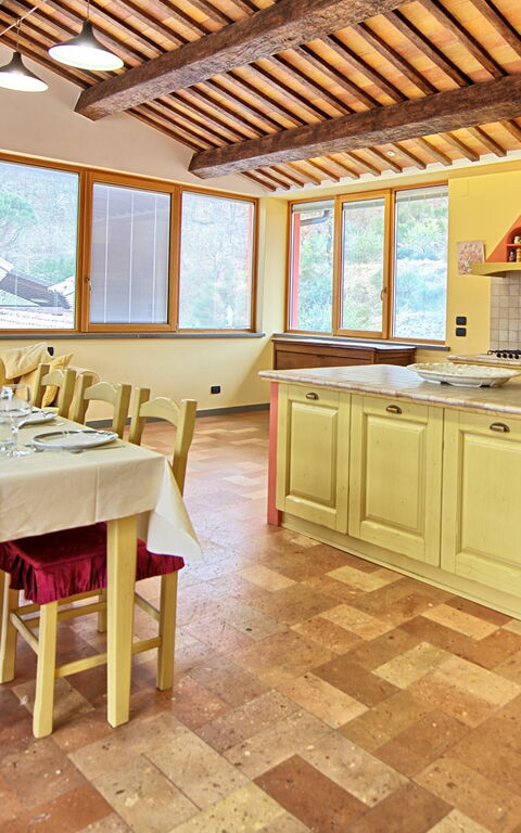 Villa Contessa: Keuken, Lunchroom