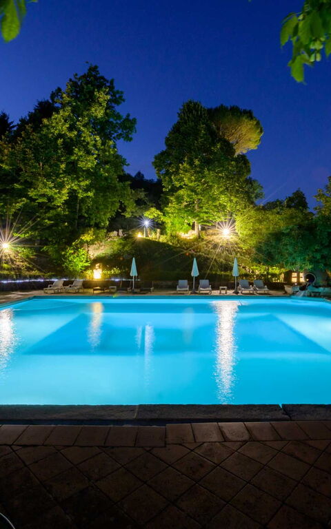 Villa Contessa: Buitenshuis, Tuin, zwembad