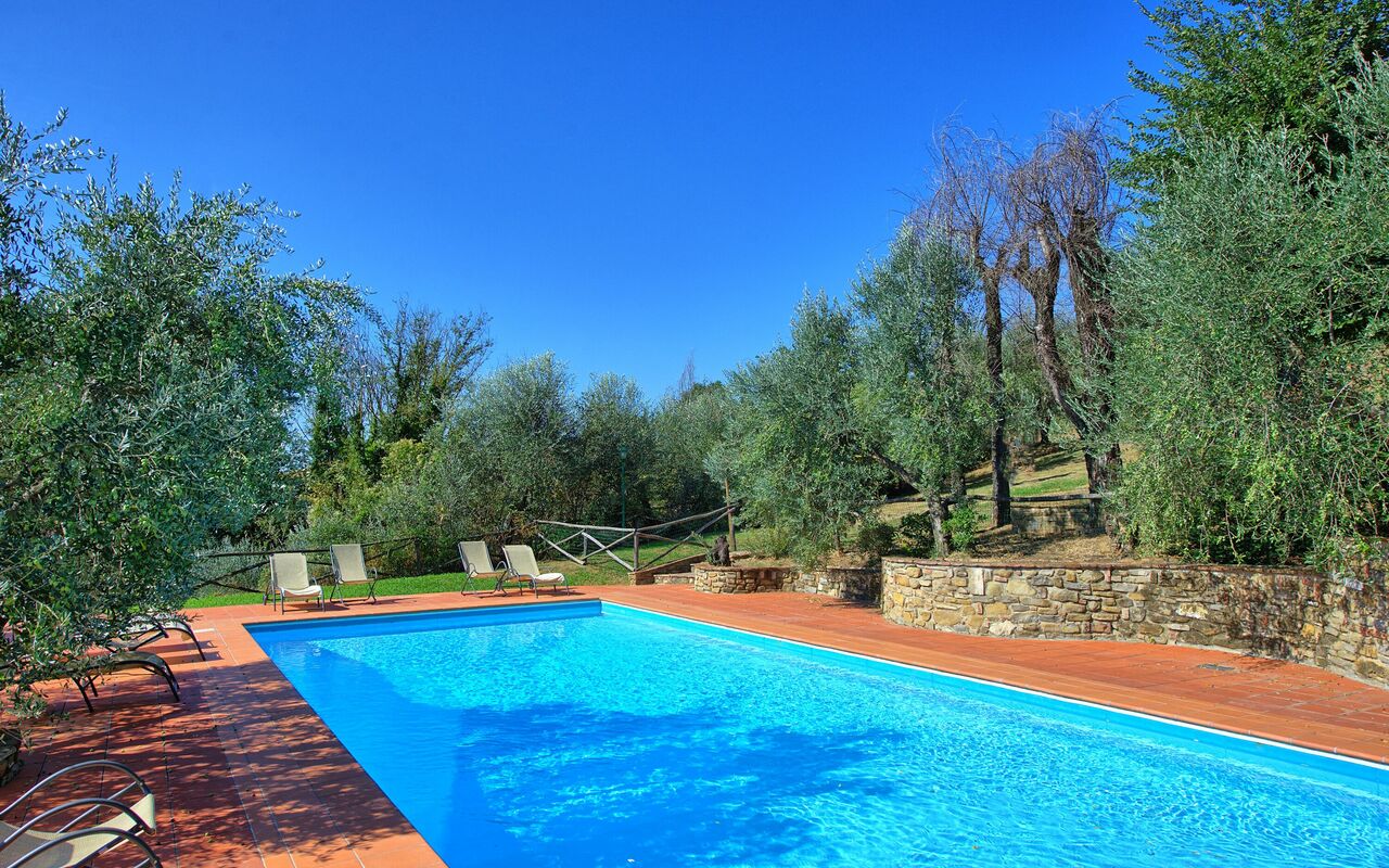 La Selva: Tuin, zwembad