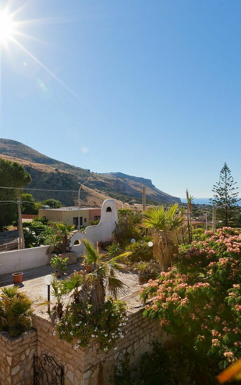 Villa Erice: Keer bekeken, Tuin