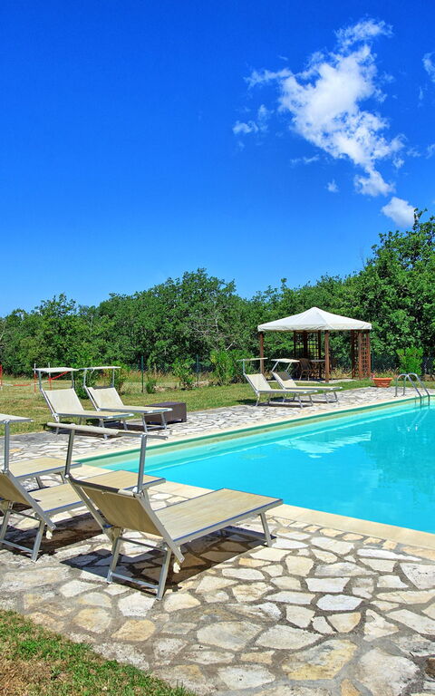 San Donato: Tuin, zwembad