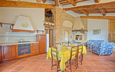 Accommodatie San Donnino 7: Keuken, Lunchroom, Woonkamer