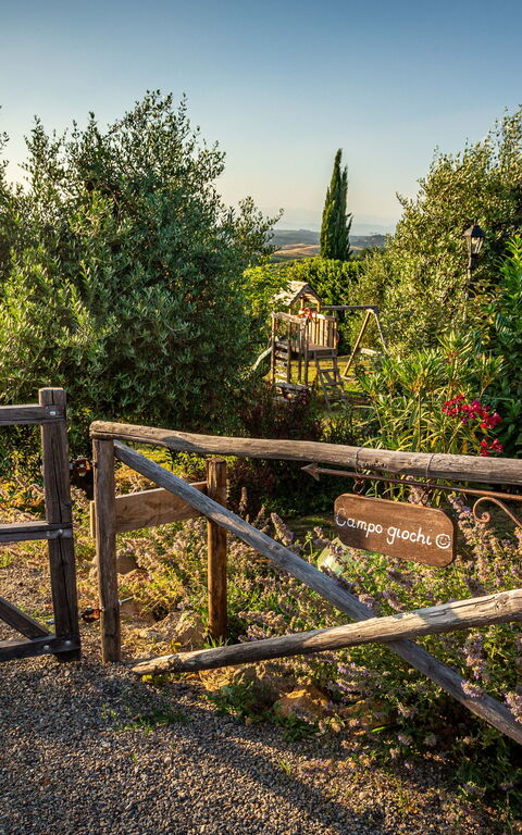 Villa Amadeo: Buitenkanten, Buitenshuis, Keer bekeken, Tuin