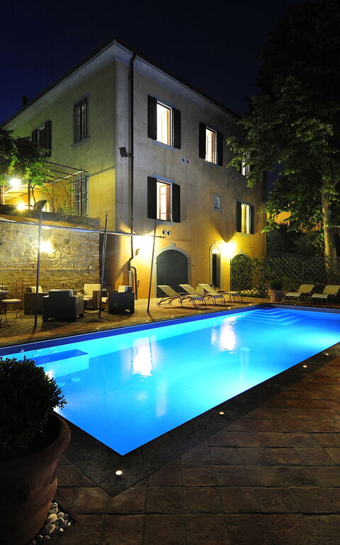 Villa Angelica: Buitenkanten, Buitenshuis, zwembad