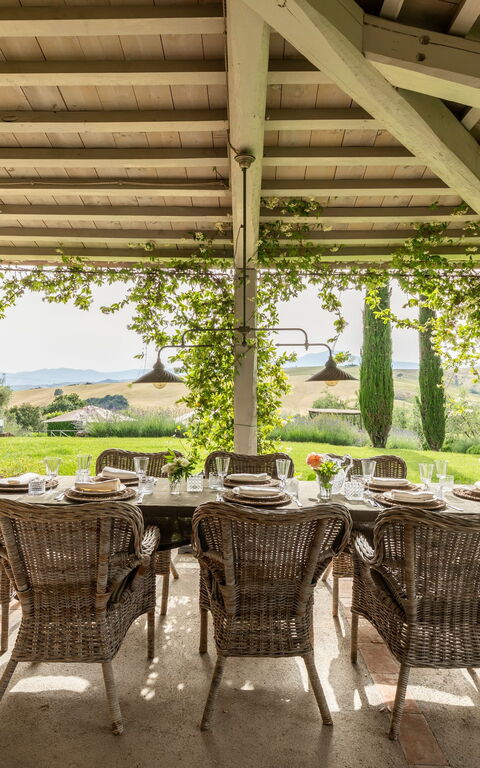 Villa Danilo: Buitenkanten, Buitenshuis, Tuin