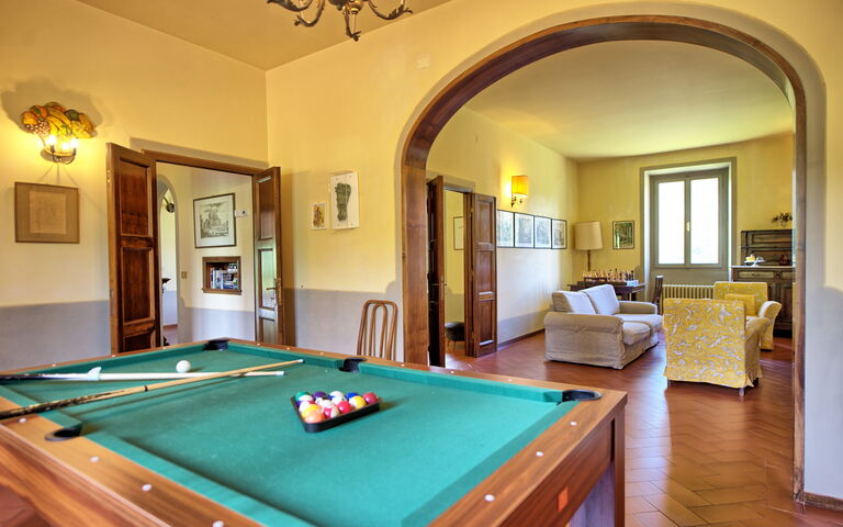 Villa Lo Scoiattolo: Woonkamer