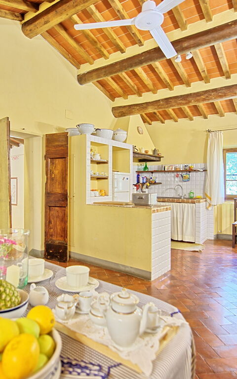 Villa Elisa: Keuken, Lunchroom
