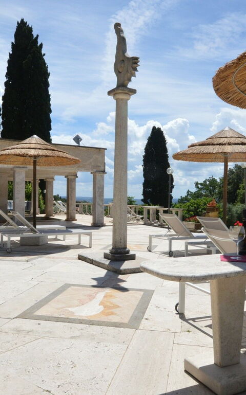 Le Querciolaie: Buitenshuis