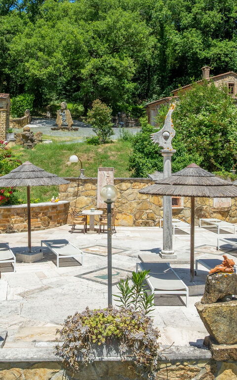 Le Querciolaie with Geothermal Pool: Buitenshuis