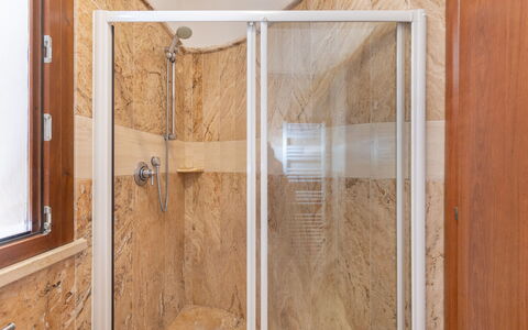 Accommodatie Dependance 1: Badkamer