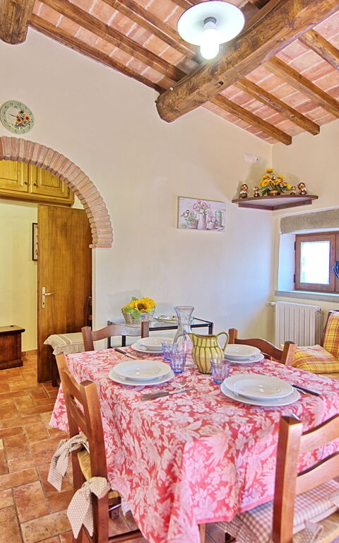 Il Salice: Keuken, Lunchroom, Woonkamer