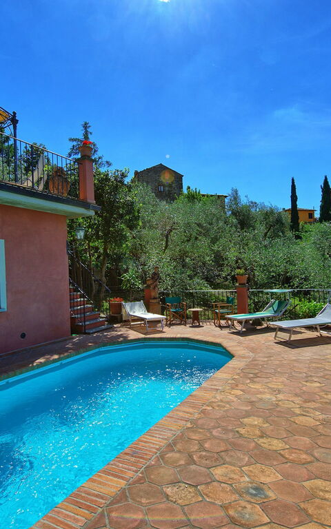 Casa Vania: Buitenkanten, Buitenshuis, zwembad