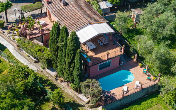 Casa Vania: Buitenshuis, Keer bekeken, zwembad