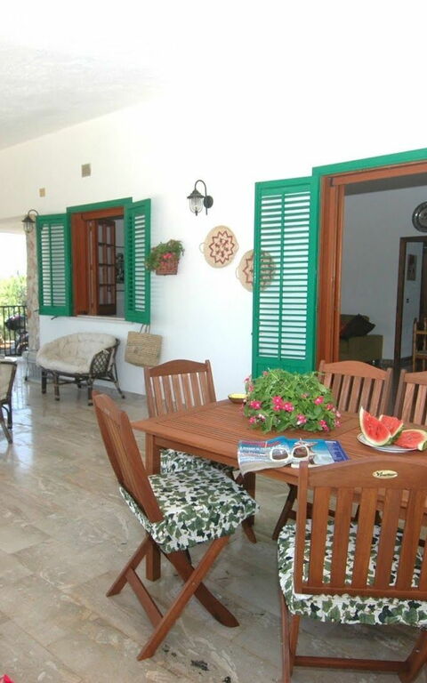 Villa Contrada: Balkon / terras / patio, Buitenshuis