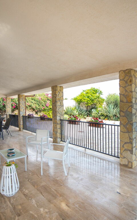 Villa Contrada: Balkon / terras / patio