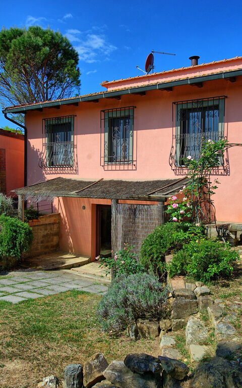 Casa Cipressi: Buitenkanten, Tuin