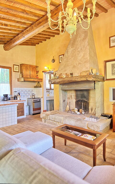 Casa Cipressi: Lunchroom, Woonkamer